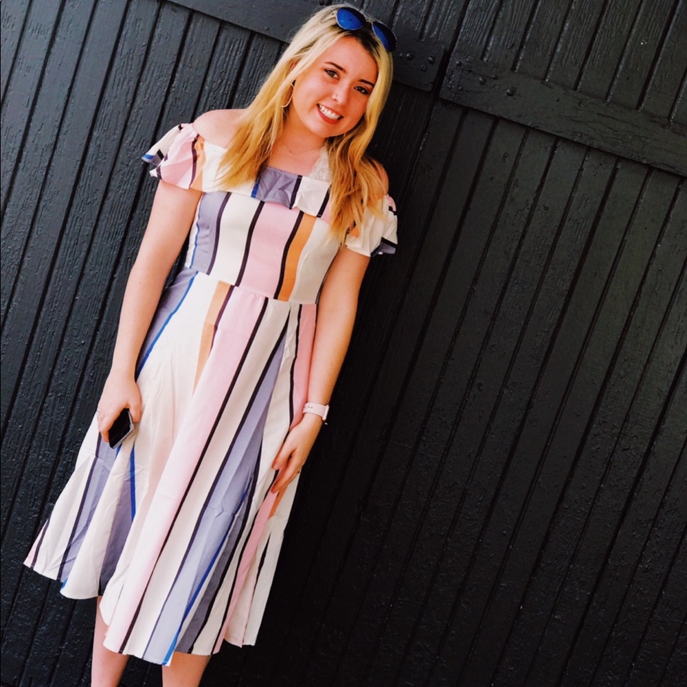 Off the Shoulder Block Colored Dress
